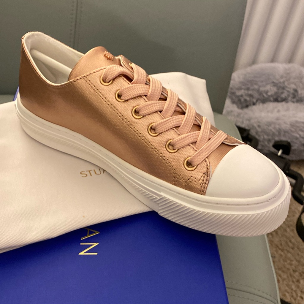 Stuart Weitzman Snickers